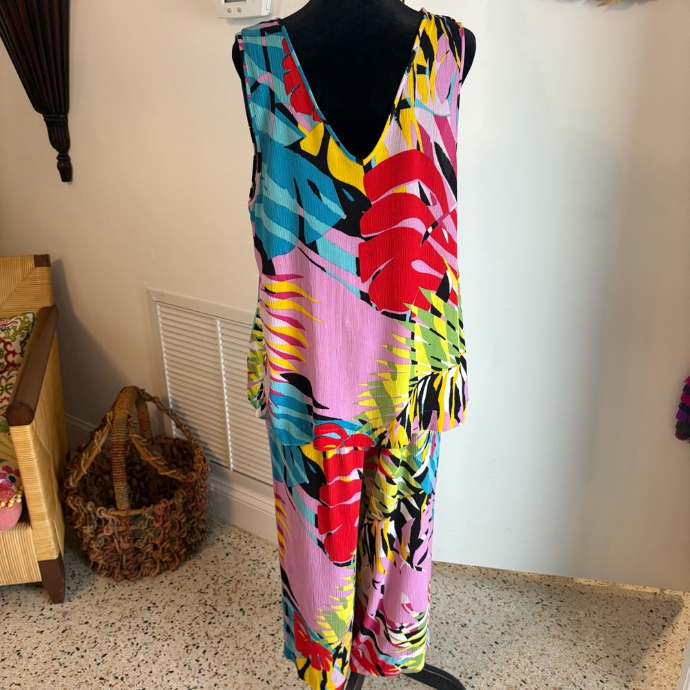 NATORI Bora Bora Vibrant Tropical Print Pants and Top Set! New! Sleeveless. Lg